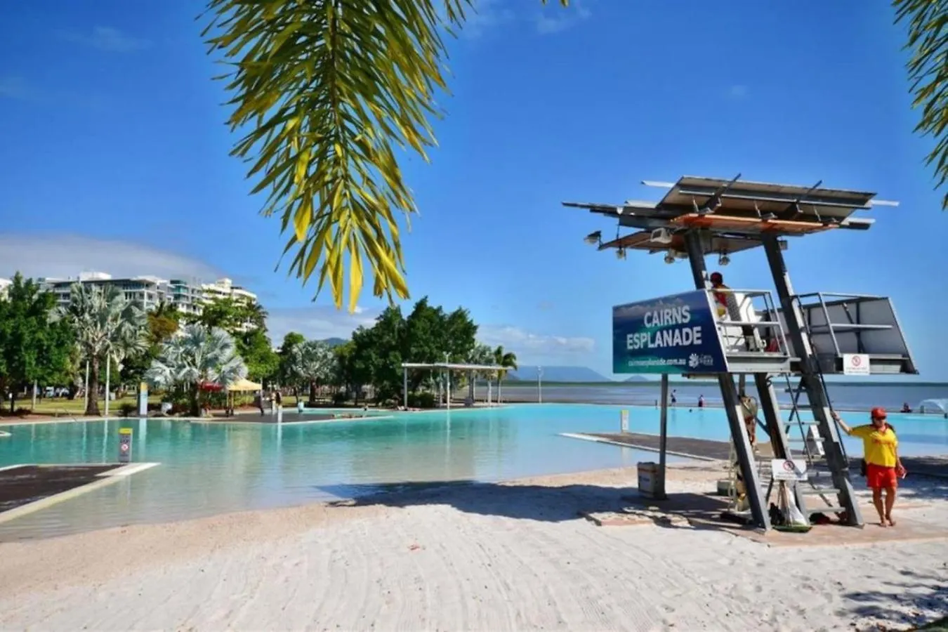 Apartment Luxury Cairns Stay With Pool And Bbq Australia